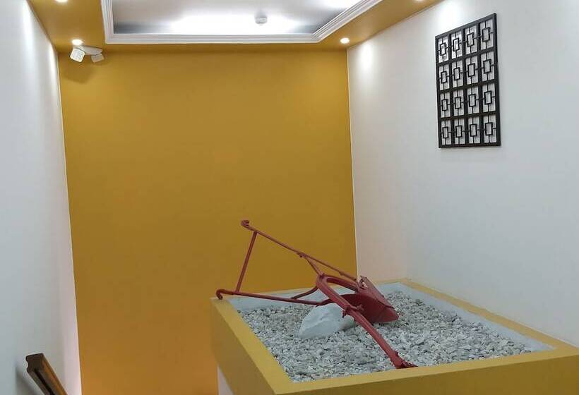 هتل San Fermin Pereira