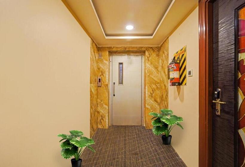 هتل Super Townhouse Anna Salai