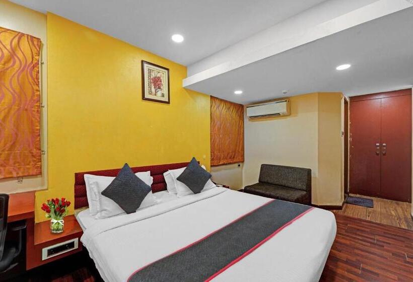 هتل Super Townhouse Anna Salai