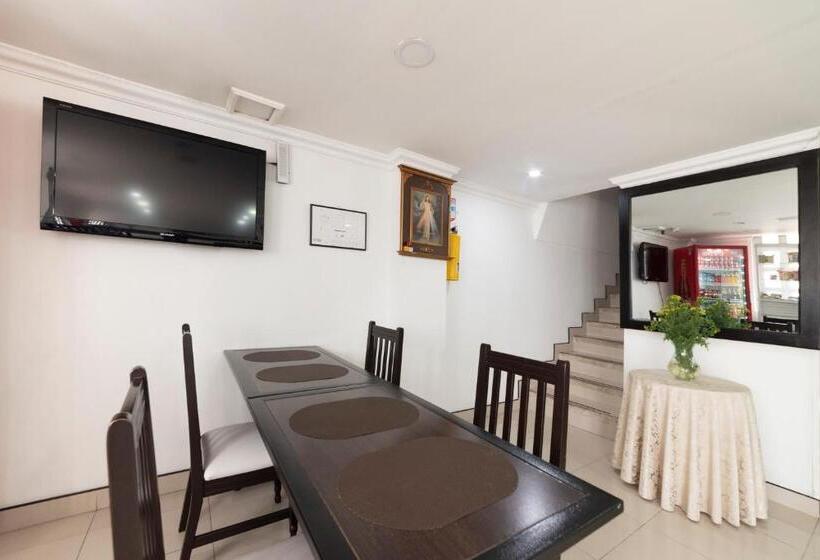 تختخواب و صبحانه Dorado 100