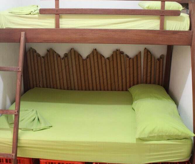 تختخواب و صبحانه Eco Hotel El Refugio De La Floresta