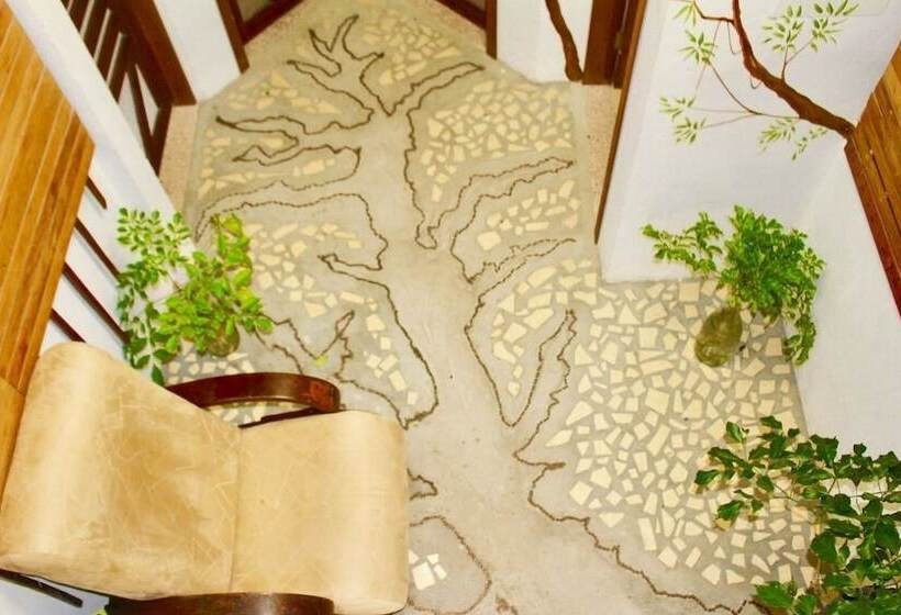 تختخواب و صبحانه Eco Hotel El Refugio De La Floresta