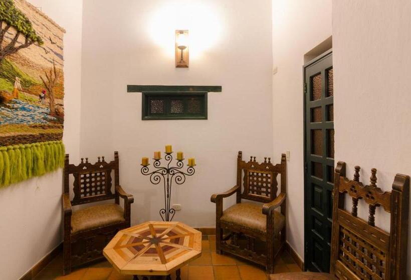 هتل Antonio Nariño