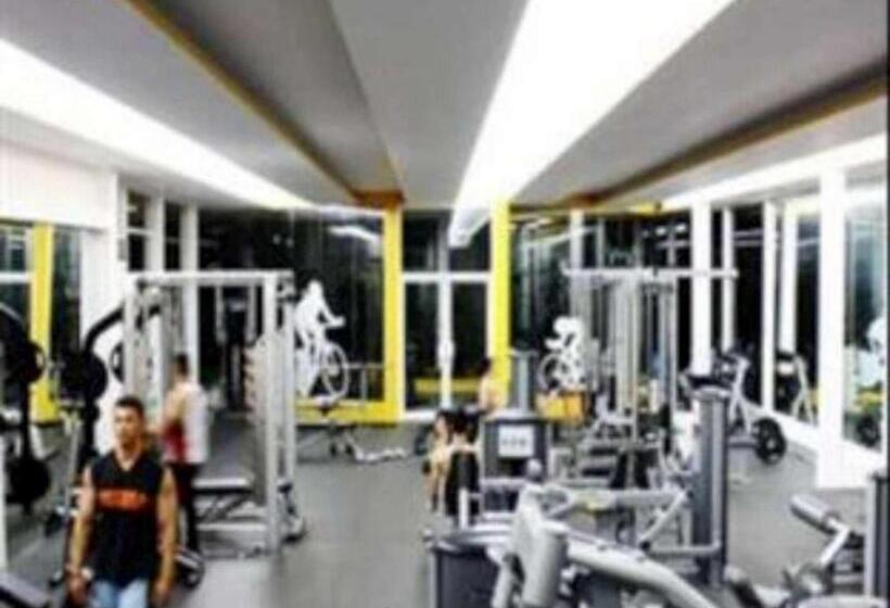 هتل Apita Cirebon