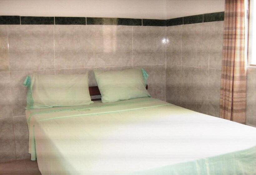 هتل Arpa De Aguas