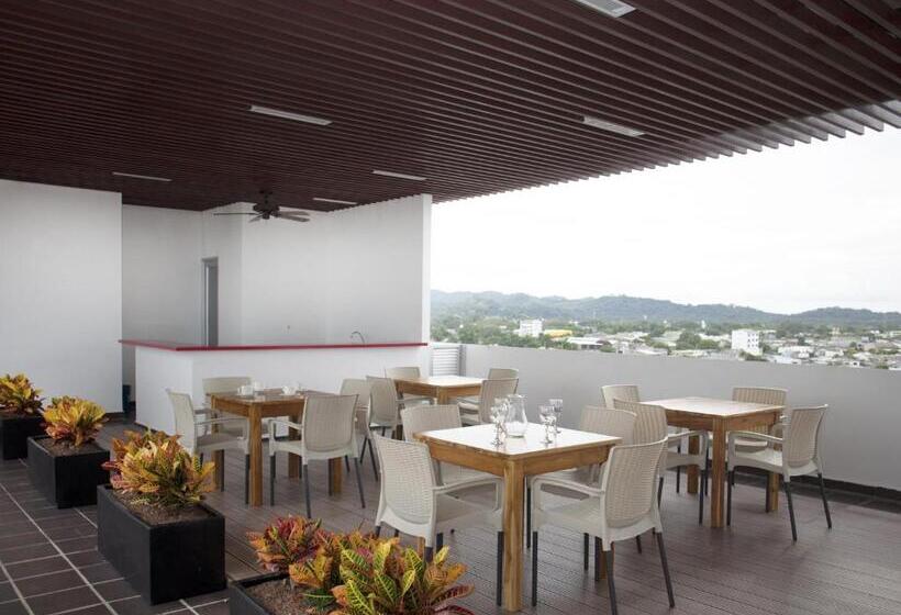 هتل Cinco Monteria