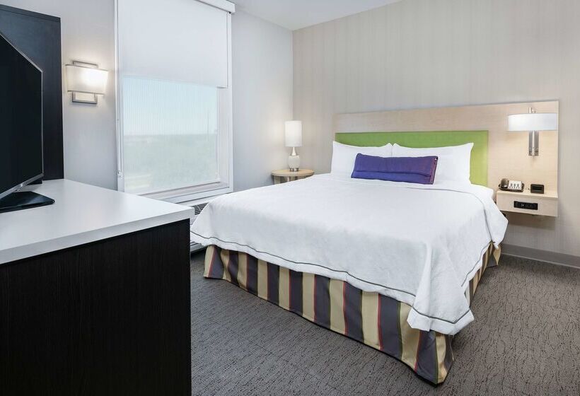 هتل Home2 Suites By Hilton Austin Airport