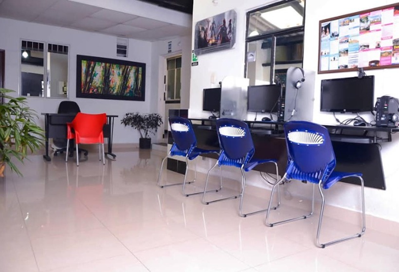 هتل Nuevo Marazul