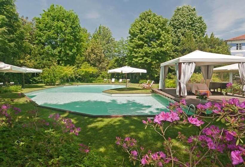 هتل Resort Dei Limoni
