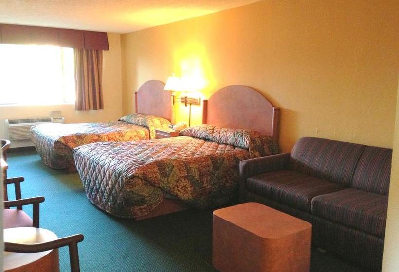فندق University Inn And Suites