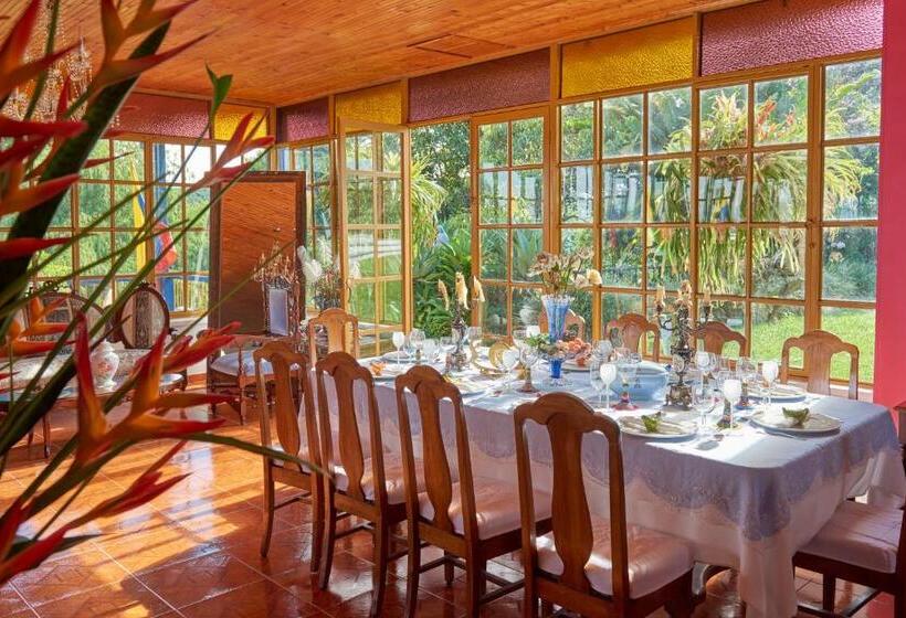 اقامتگاه Finca Hotel Los Girasoles