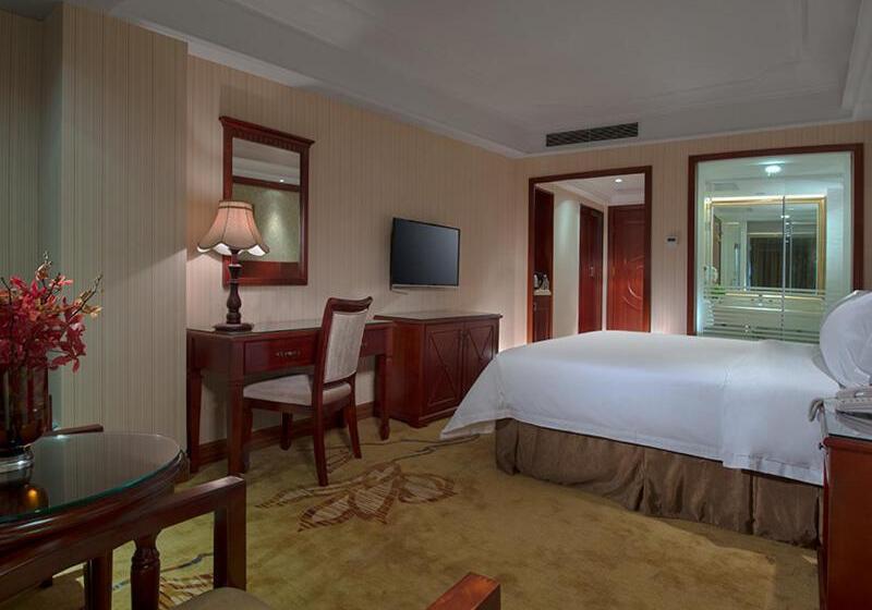 Vienna Hotel Shenzhen Futian Bagua Road
