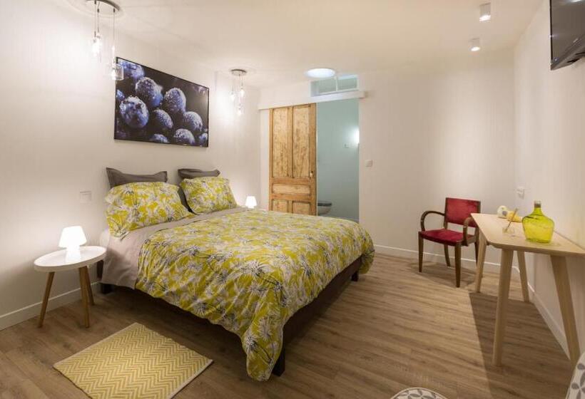 تختخواب و صبحانه Hôtel Spa Le Miel Des Muses