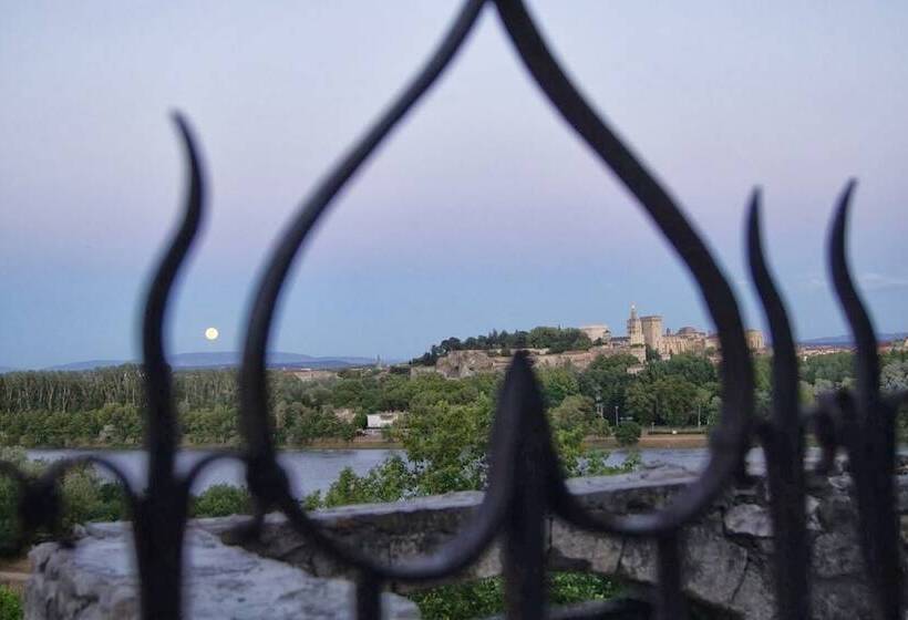 تختخواب و صبحانه Maison Orsini