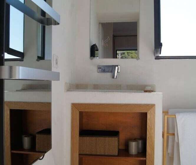 تختخواب و صبحانه Maison Orsini