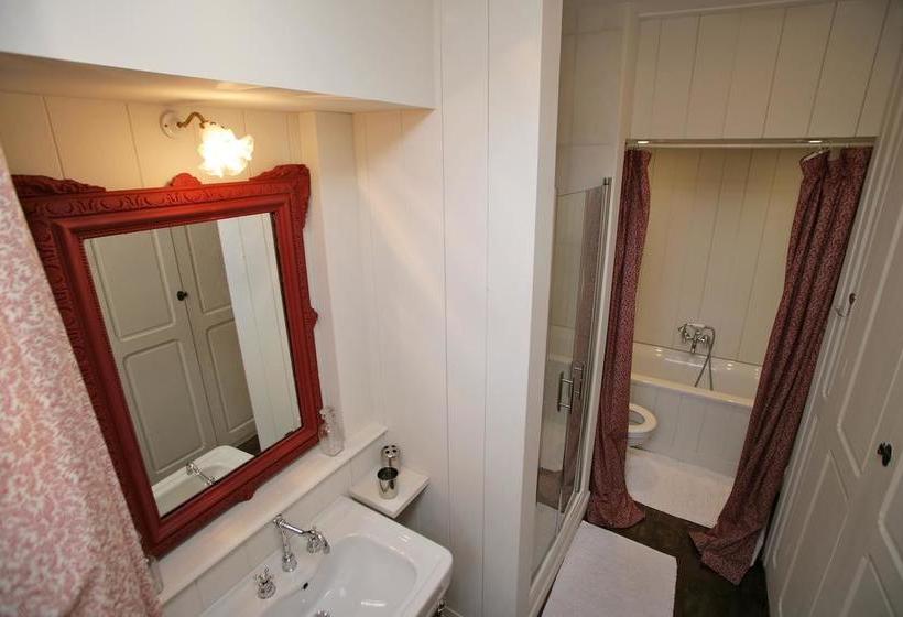 مبيت وإفطار Manoir Du Mesnil De Bas