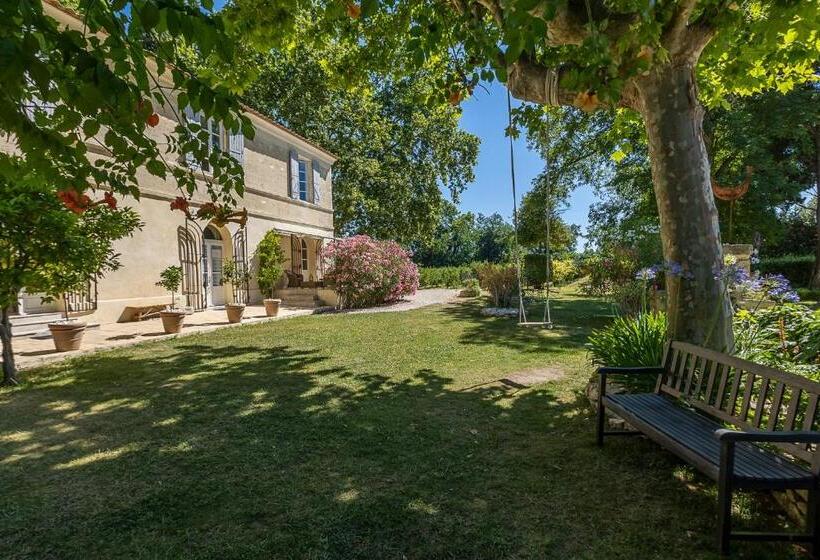 مبيت وإفطار Mas De Capelou