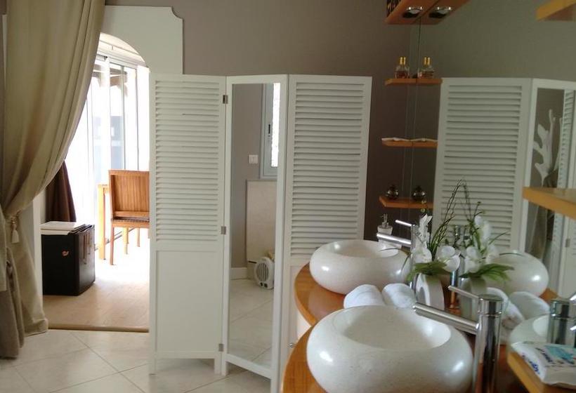 تختخواب و صبحانه Mas Lou Souleil