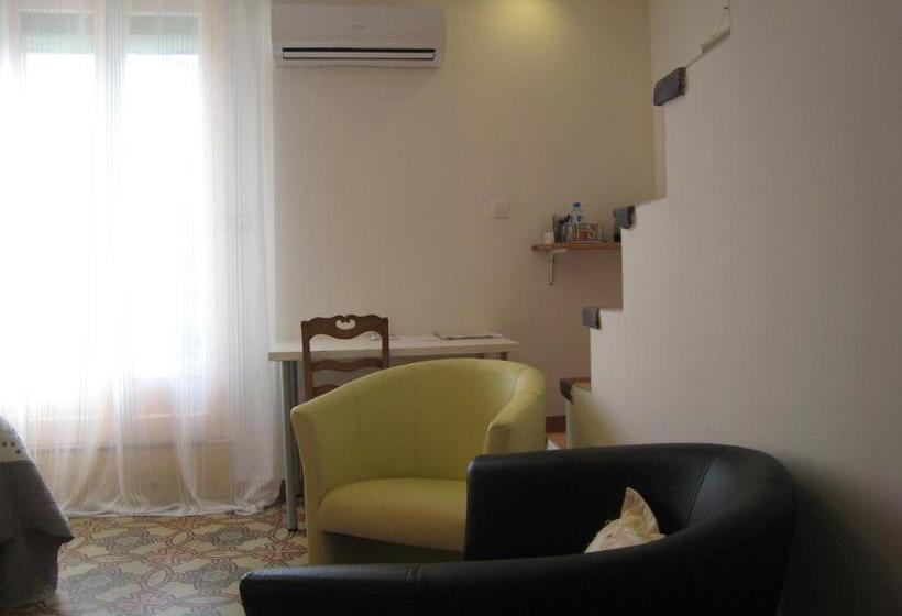 住宿加早餐  Petite Suite Douillette