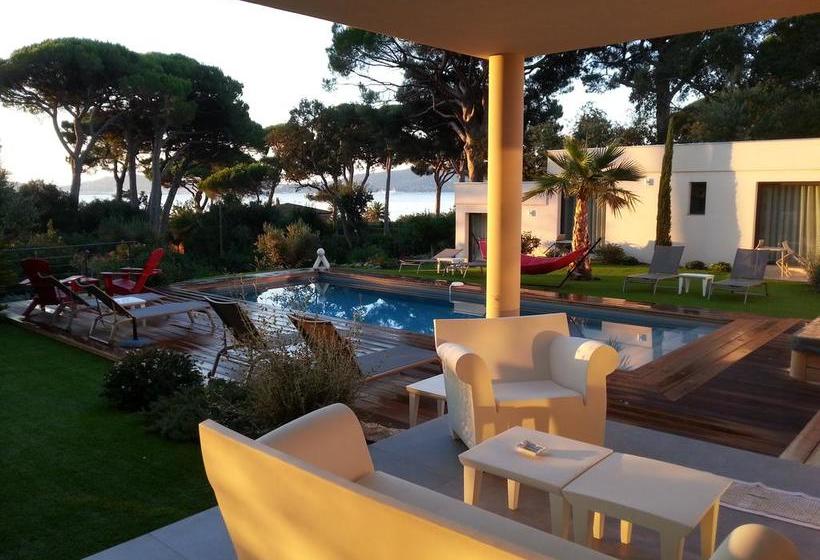 ベッドアンドブレックファースト Villa Californie