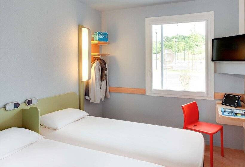 호텔 Ibis Budget Saint Pourcain