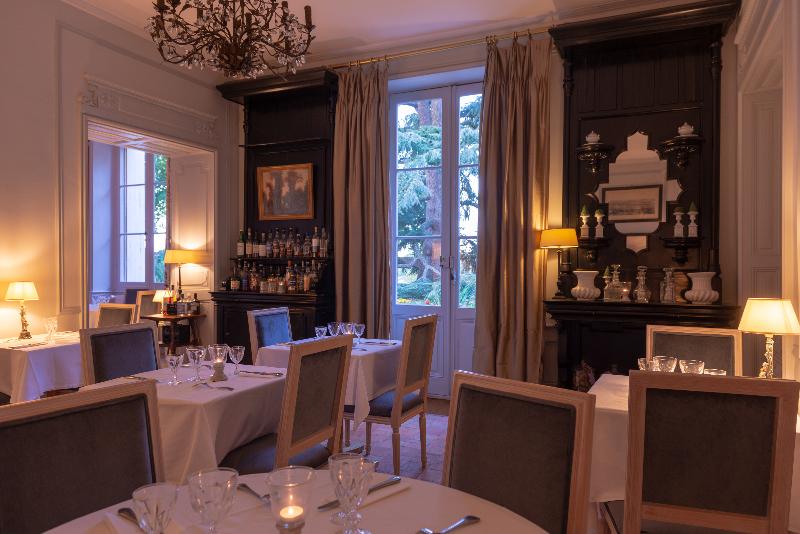 هتل Le Domaine De Mestré, The Originals Relais