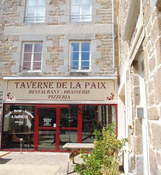 هتل Taverne De La Paix