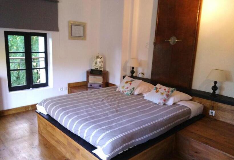 مبيت وإفطار Chambre D'hôtes Le Moulin De Moulis