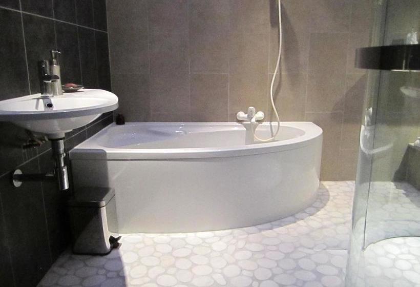 צימר Chambres D'hôtes La Closerie Des Trois Marottes