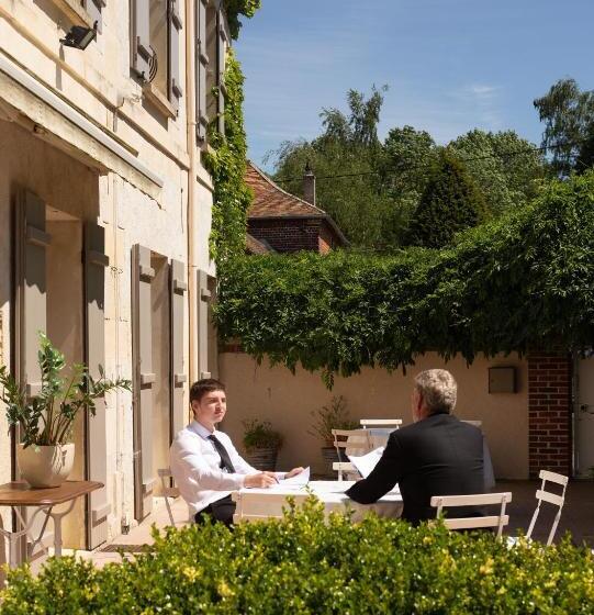 مبيت وإفطار Ferme Du Roy