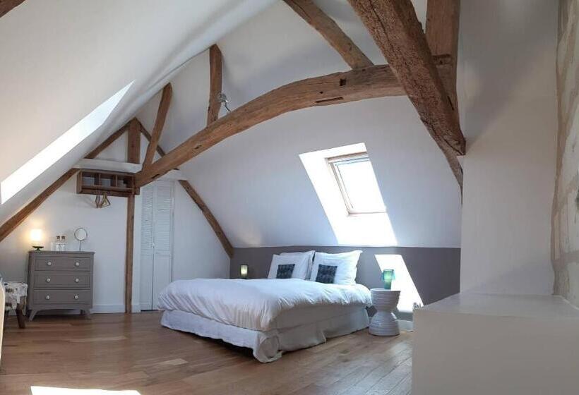 تختخواب و صبحانه La Grange