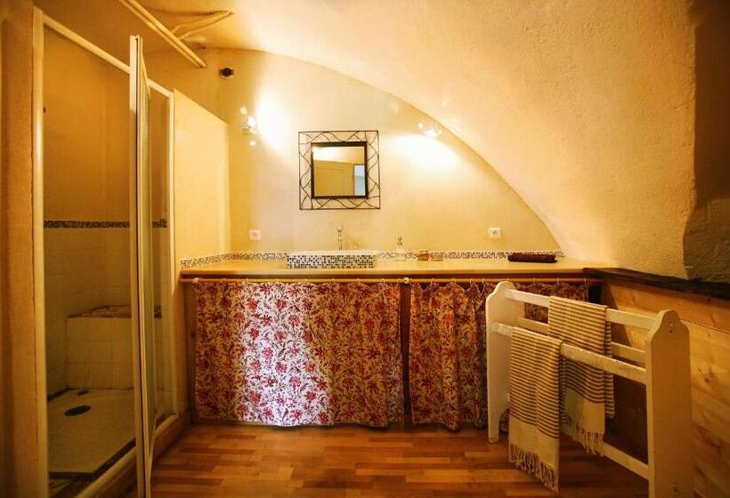 مبيت وإفطار La Maison Du Pont Vieux