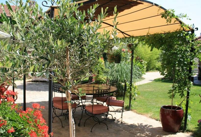 مبيت وإفطار Chambres D Hôtes Le Petit Nailly
