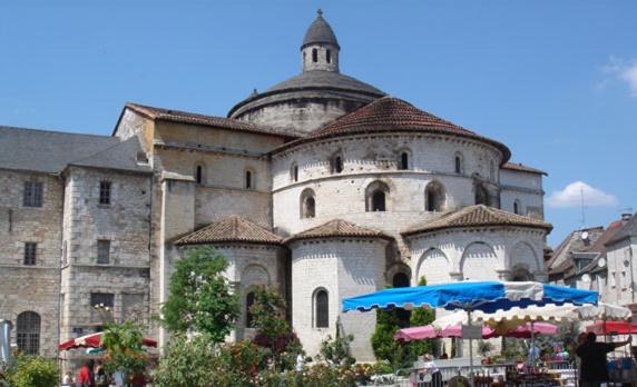 ベッドアンドブレックファースト Le Prieuré