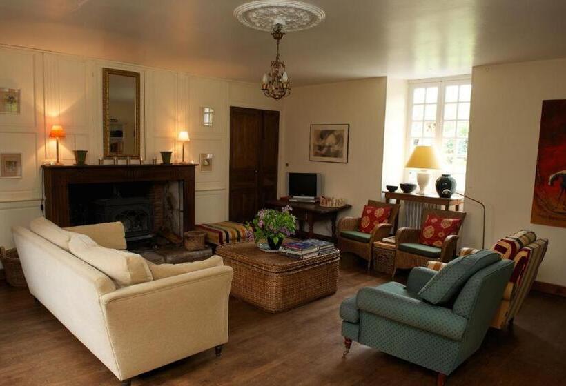 ベッドアンドブレックファースト Le Prieuré