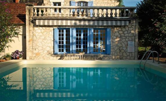 ベッドアンドブレックファースト Le Prieuré