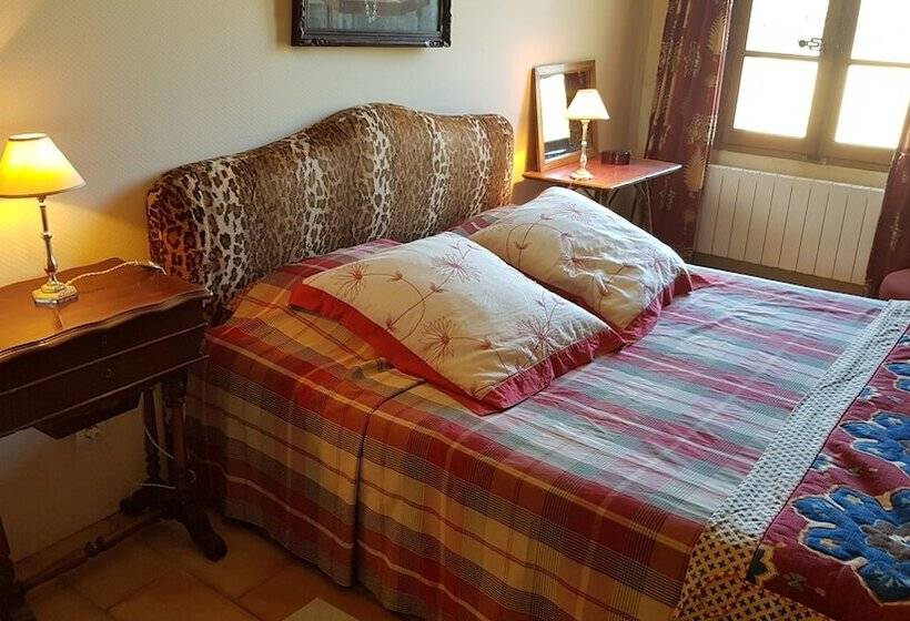 Bed and Breakfast Mas Du Caroubier Maison D Hotes