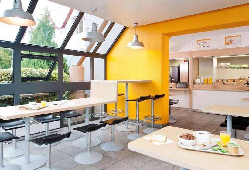 호텔 F1 Vesoul   En Cours De Rénovation