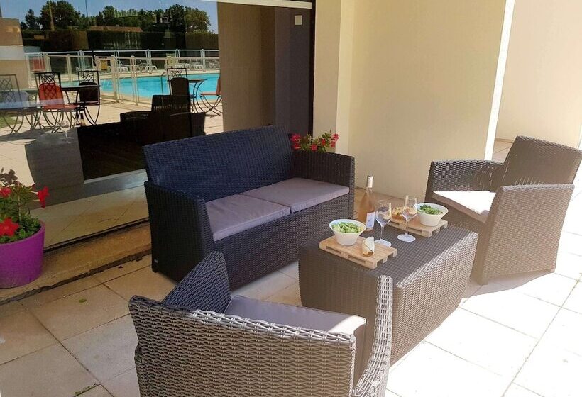 ホテル Ibis Budget Arles Palais Des Congres