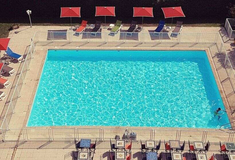 ホテル Ibis Budget Arles Palais Des Congres