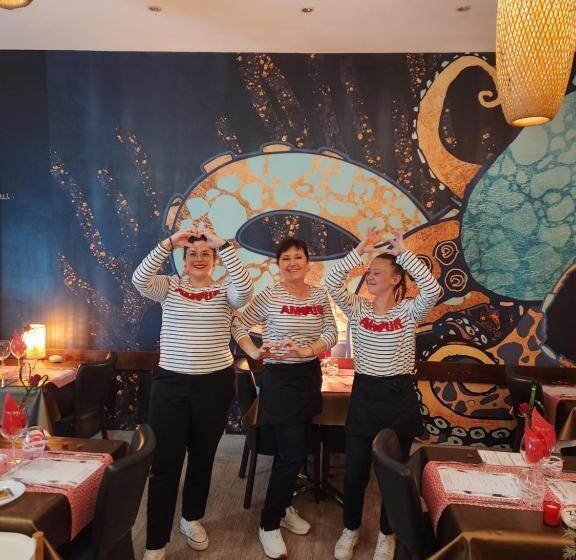 هتل Les Enfants Terribles