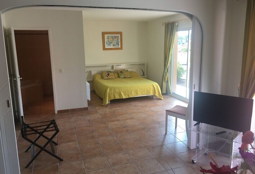 مبيت وإفطار Chambres D Hotes La Coloniale