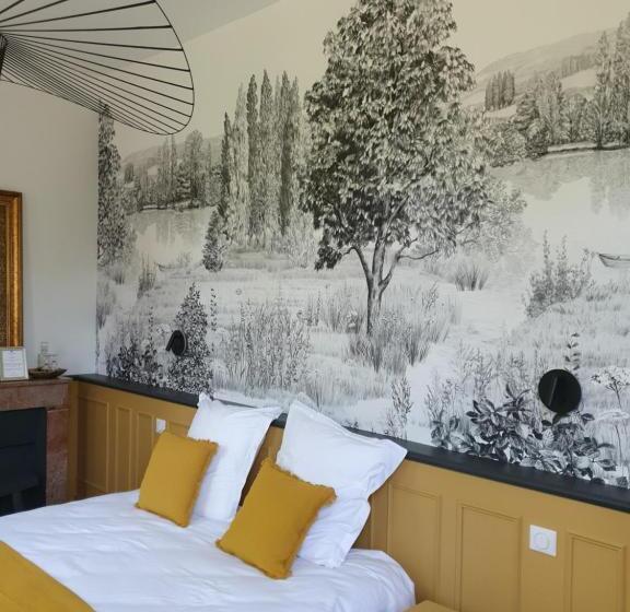 مبيت وإفطار Château Du Bois De La Noe
