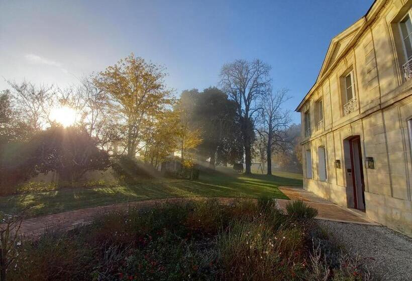 Bed and Breakfast Château Ormes De Pez