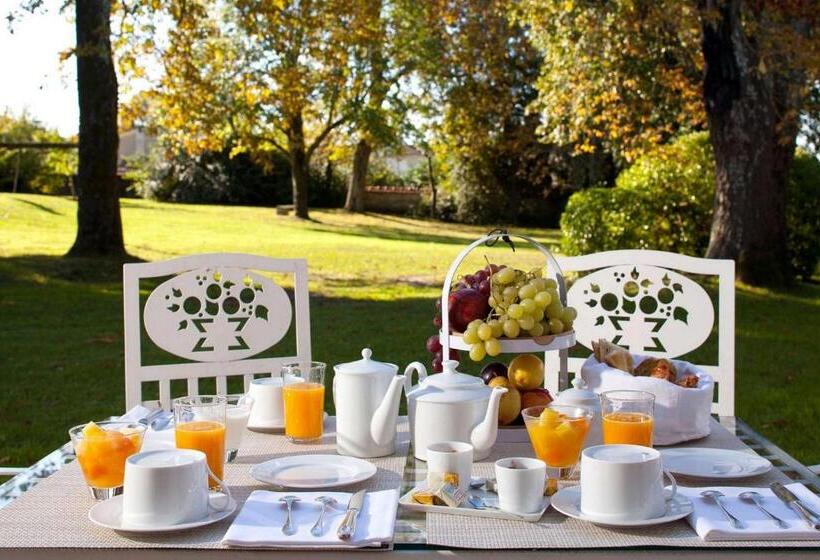 Bed and Breakfast Château Ormes De Pez