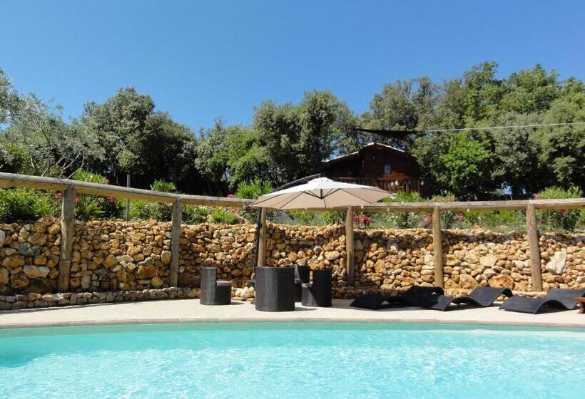 تختخواب و صبحانه Domaine De La Borie Yourhosthelper