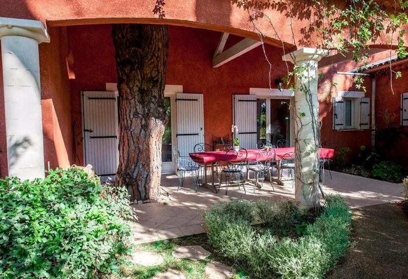 住宿加早餐  La Bastide Des Pins
