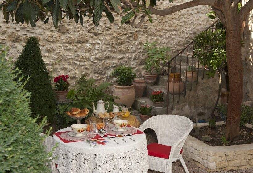 Bed and Breakfast La Maison Du Peintre En Provence