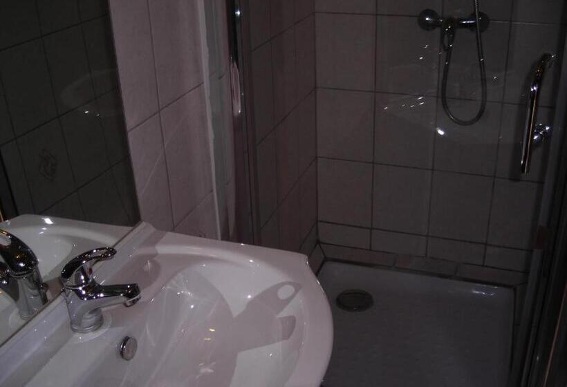تختخواب و صبحانه La Villa Sam