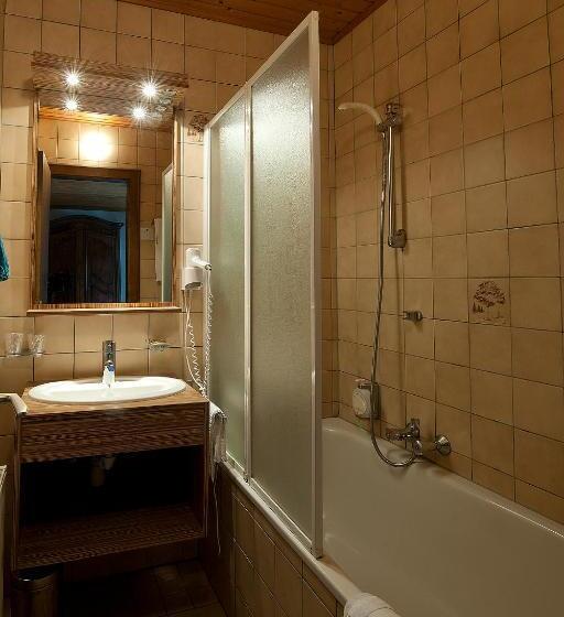 호텔 Aux Deux Clefs